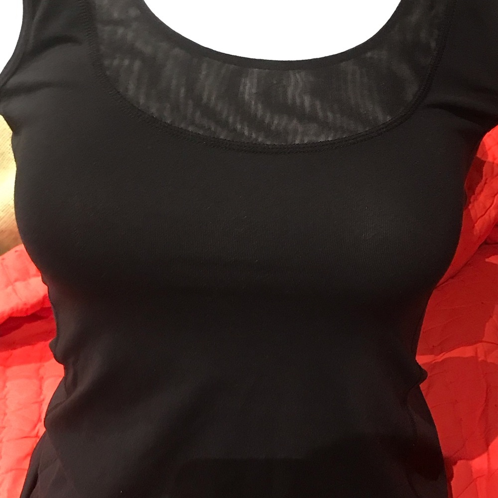 Lululemon top